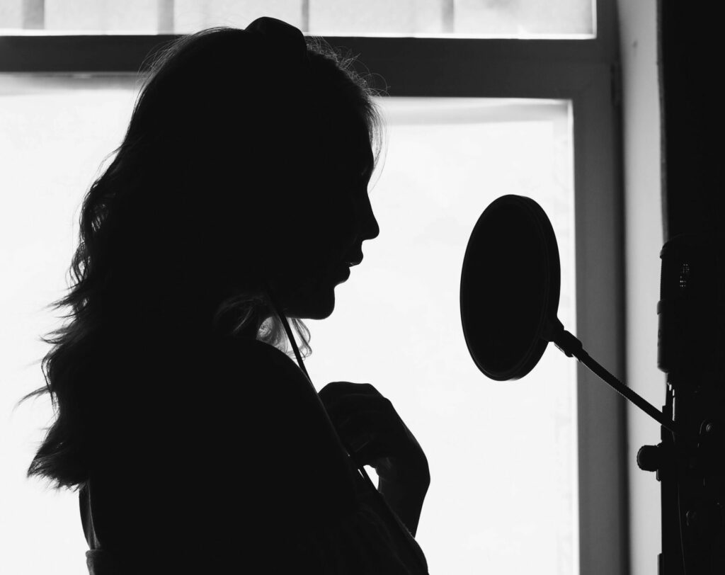 voixoff aurevoir charlie